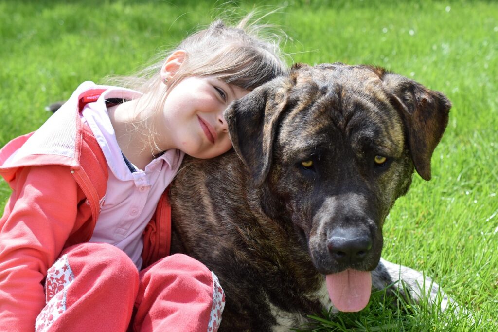 Benefícios de Ter um Animal de Estimação para as Crianças em Animais de Estimação animal de estimação